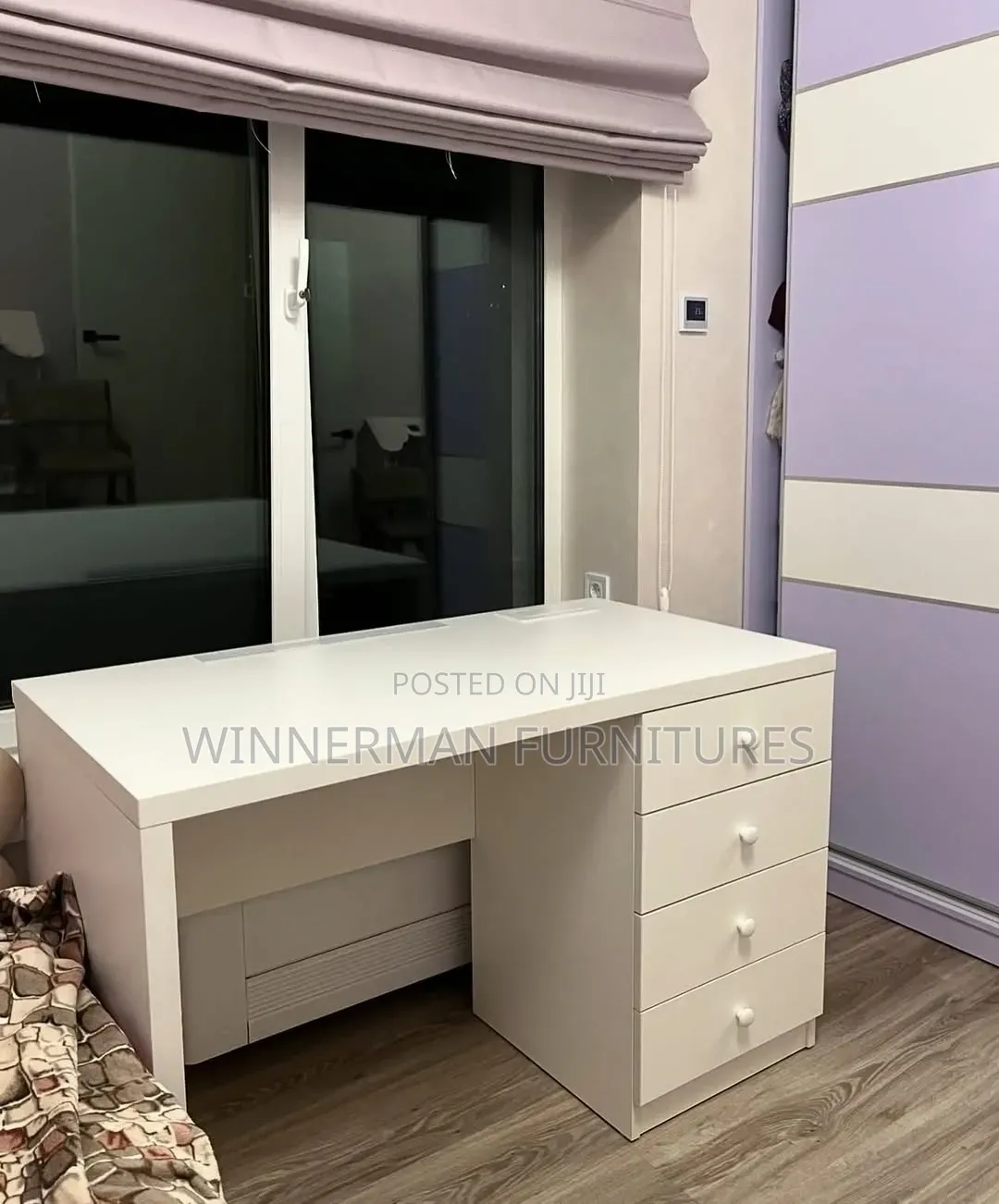 Sturdy Reading Table (Hdf)