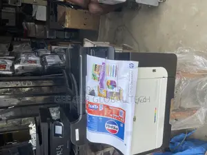 HP Color Laserjet Cm1415n