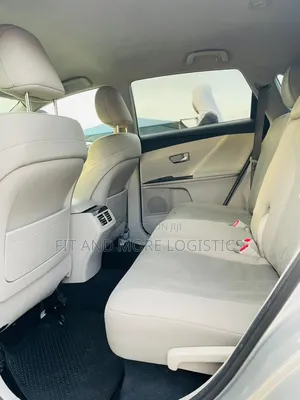 Toyota Venza LE 2013 Silver