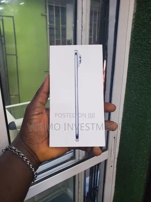 New Apple iPhone Air 256 GB