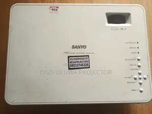 Sanyo PLC-Xw50 Projector