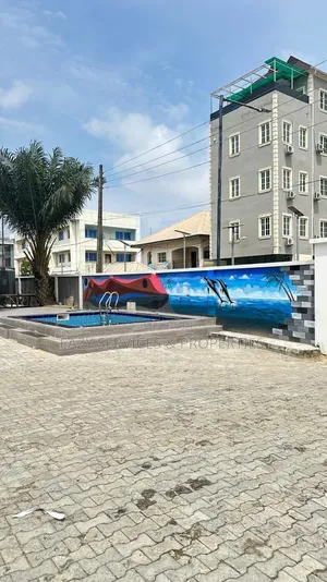 Mini Flat in Gated And Secured, Osapa london for rent