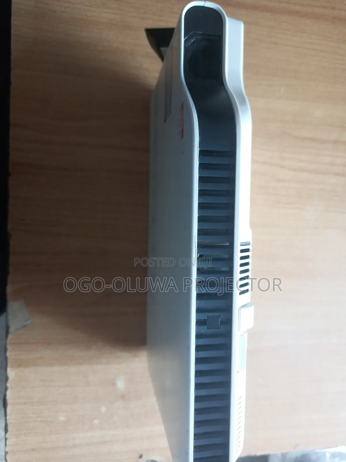Casio Xj-A140v Projector