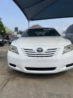 Toyota Camry 2.4 LE 2008 White