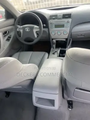 Toyota Camry 2.4 LE 2008 White