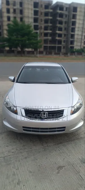 Honda Accord 2.4 i-VTEC Exec Automatic 2009 Silver