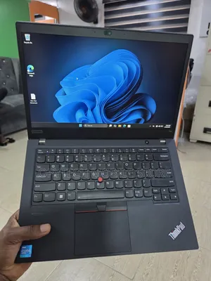 Laptop Lenovo ThinkPad T14 G2 16GB Intel Core i5 SSD 512GB