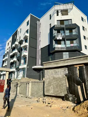 2bdrm Apartment in Chevron for sale