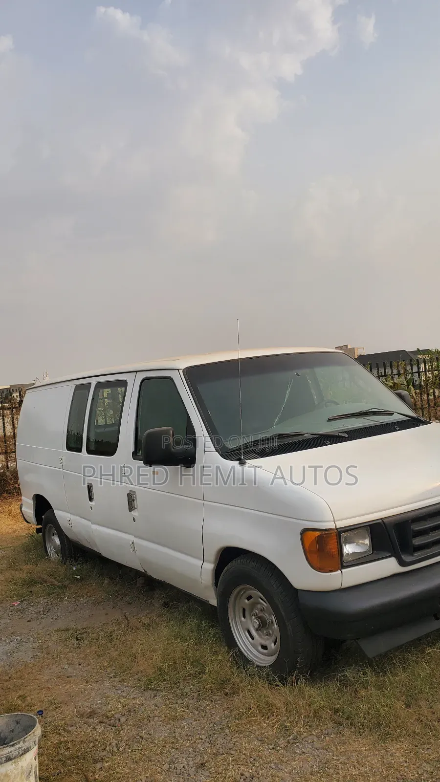 Ford Transit 2002 White