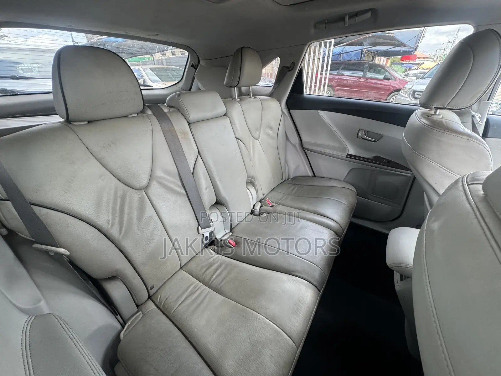 Toyota Venza 2011 Silver