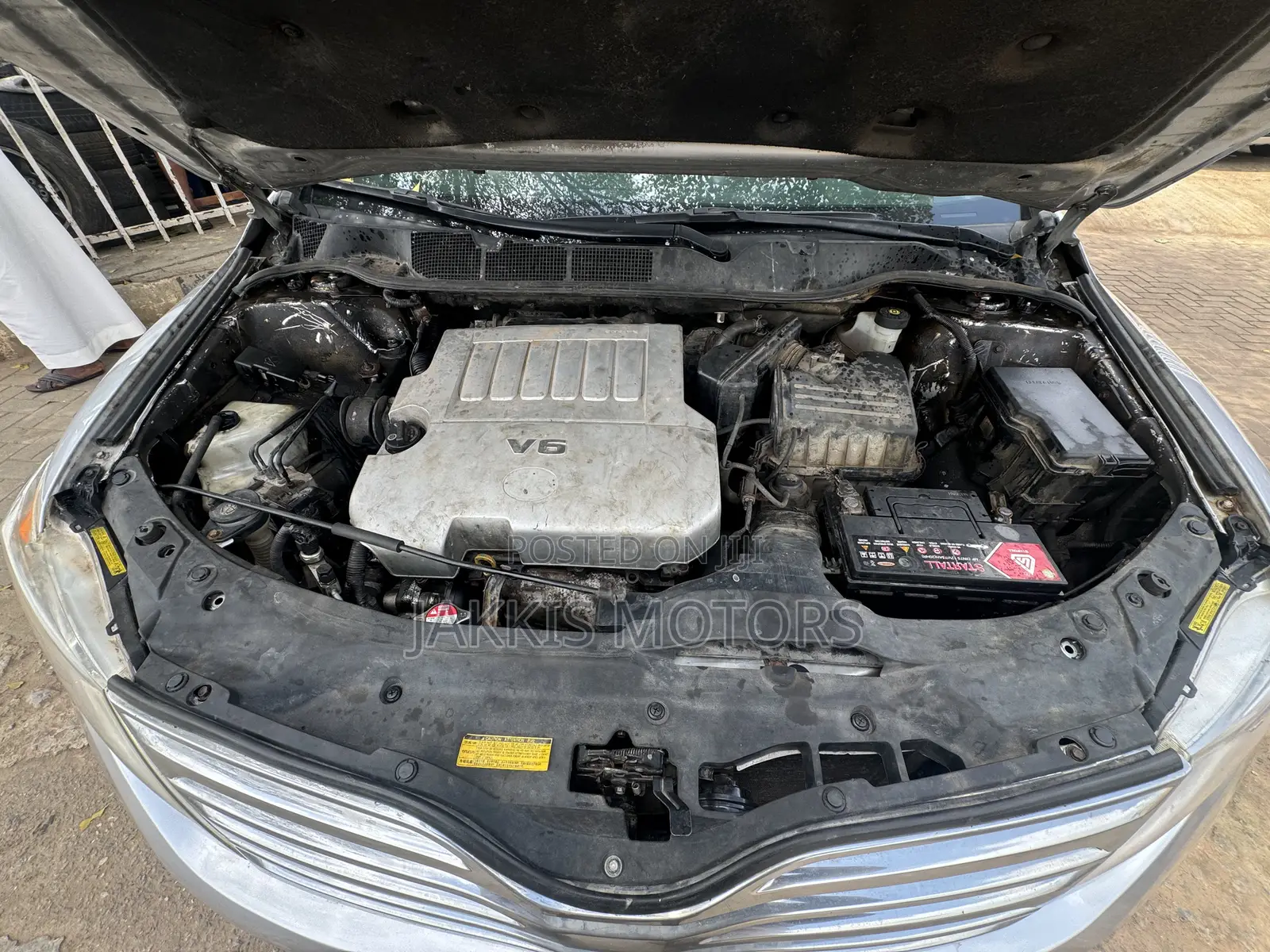 Toyota Venza 2011 Silver
