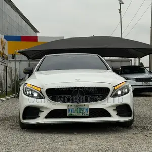 Mercedes-Benz C450 2016 White