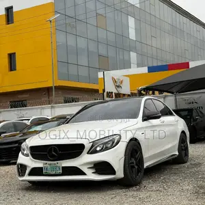 Mercedes-Benz C450 2016 White