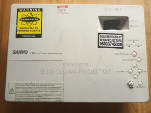 Sanyo PLC-Xw65 Projector