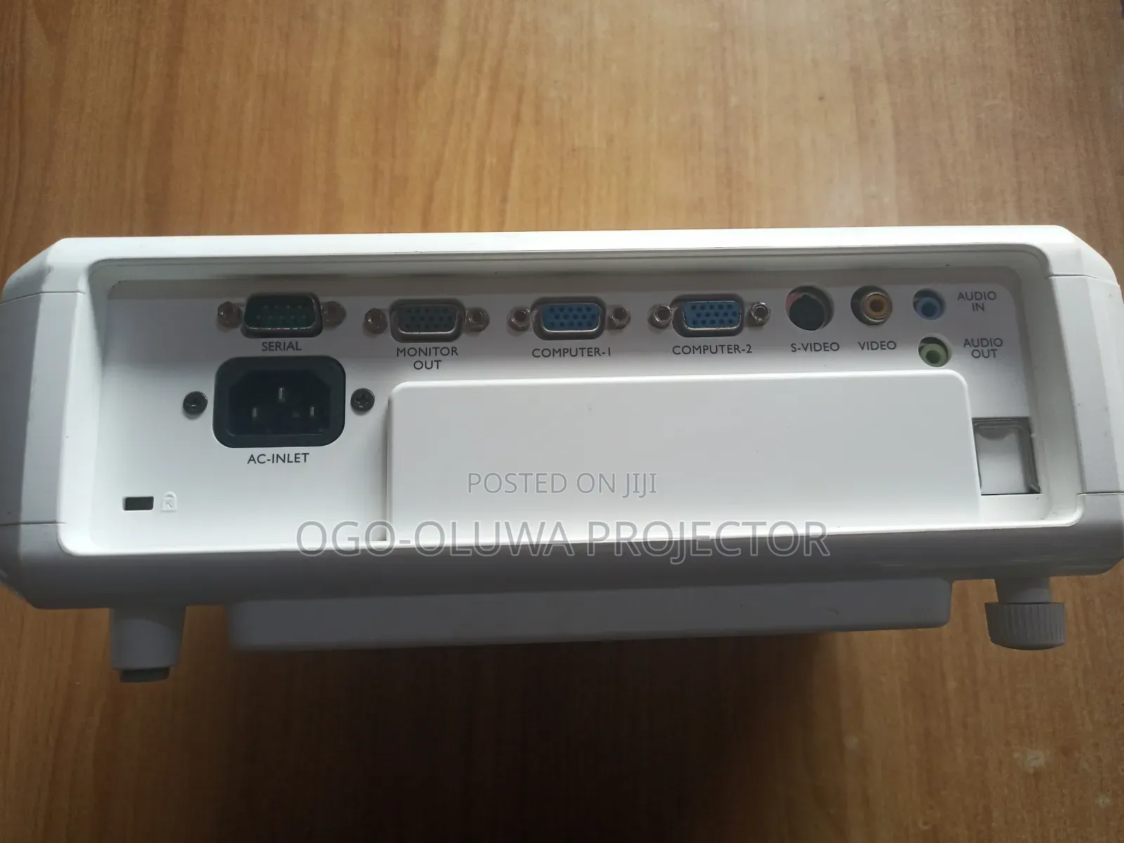 Mitsubishi Es200u Projector