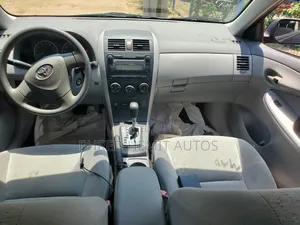 Toyota Corolla 2009 Gray