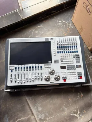 Avolites Tiger Touch Ii Lighting Control Console