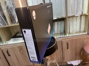 New Laptop Dell 64GB Intel Core Ultra 9 SSD 2T