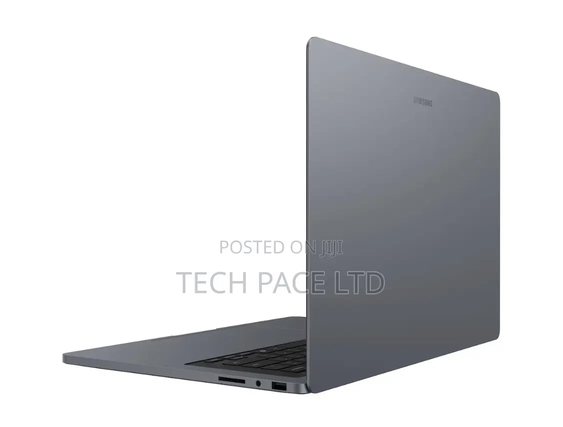 New Laptop Samsung 32GB Intel Core Ultra 7 SSD 1T