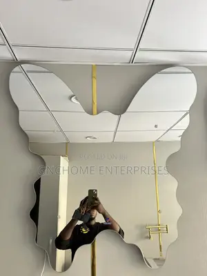 Butterfly Led Mirror 100/70cm