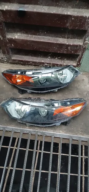 Head Light Acura TSX 2009