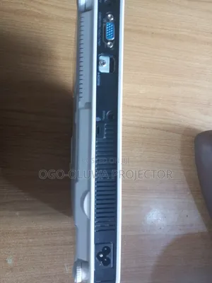 Casio Xj-A141 Projector