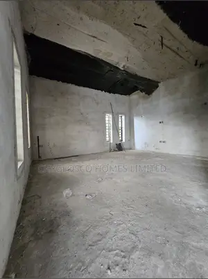 4bdrm Duplex in Gold Town, Ruuodomaya for sale