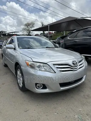 Toyota Camry LE 4dr Sedan (2.5L 4cyl 6AM) 2010 Silver
