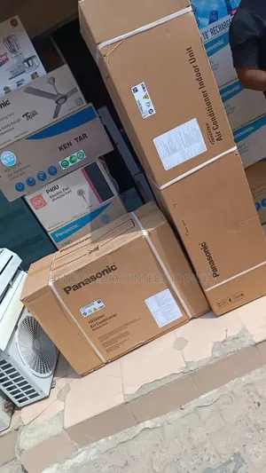 Standing Unity Air Condition