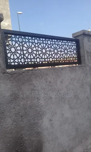 Wall Fence Laser-Cut Design