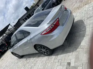 Toyota Camry 2015 Silver