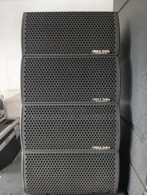 Triple Onda Top S8s Professional Audio Line Array Speakers.