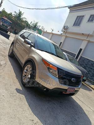Ford Explorer Limited 4dr 4x4 (3.5L 6cyl 6A) 2012 Gold