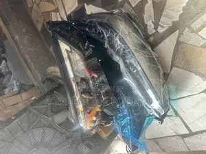Headlamp Toyota Highlander Grand 2024 Model