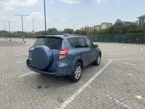 Toyota RAV4 Limited 2011 Blue