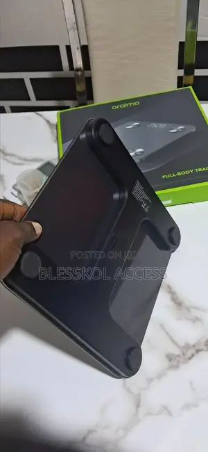 Oraimo Fitscale Smart Led Body Fat Scale