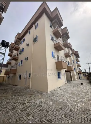 1bdrm Apartment in GRA Phase 3 / Port-Harcourt for sale