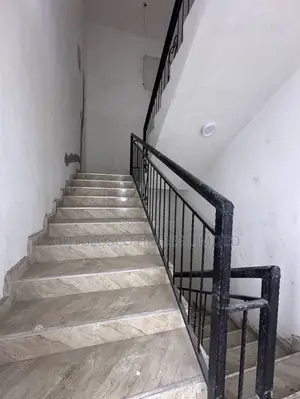 1bdrm Apartment in GRA Phase 3 / Port-Harcourt for sale