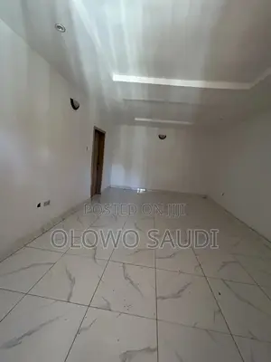 2bdrm Bungalow in United Estate, Sangotedo for rent