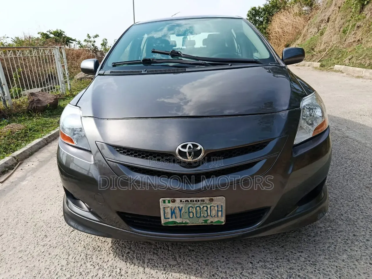 Toyota Yaris 2008 Gray