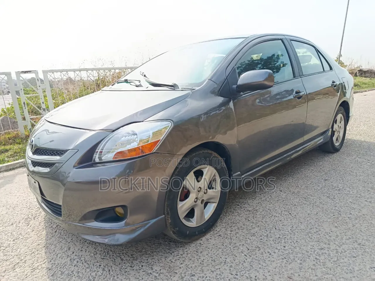 Toyota Yaris 2008 Gray