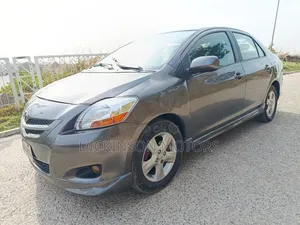 Toyota Yaris 2008 Gray