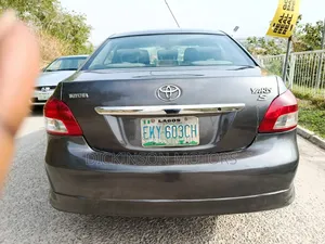 Toyota Yaris 2008 Gray