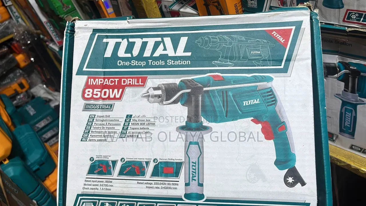 Total 810w Impact Drill 13mm Variable Speed Tg