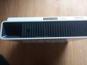 Casio Xj-M140 Projector