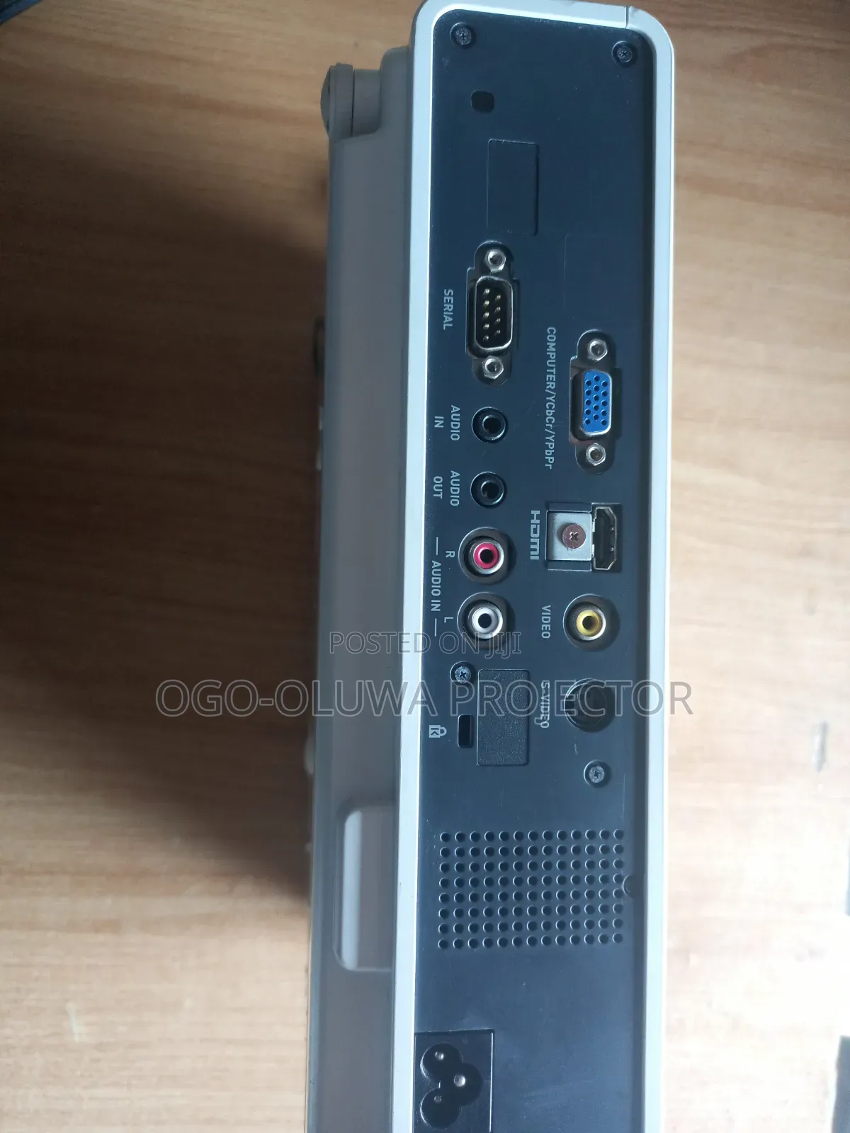 Casio Xj-M140 Projector