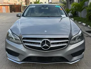Mercedes-Benz E350 Base 4Matic Sedan AWD (3.5L 6cyl 7A) 2014 Gray