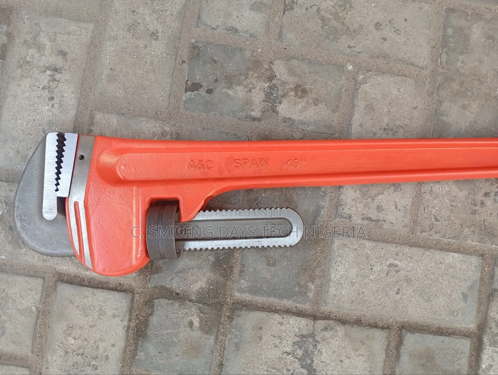 Heavy Duty Pipe Wrench