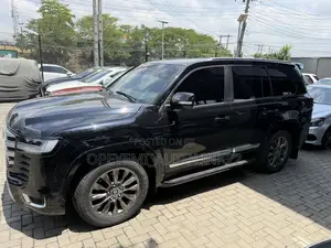 Toyota Land Cruiser 4.6 V8 GX-R 2013 Black