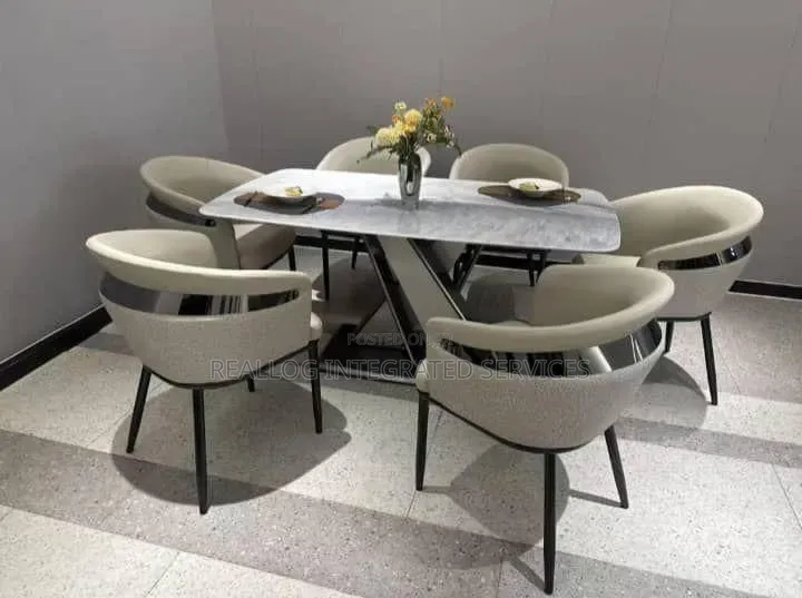 High Quality 6 Seaters Dining Table Set